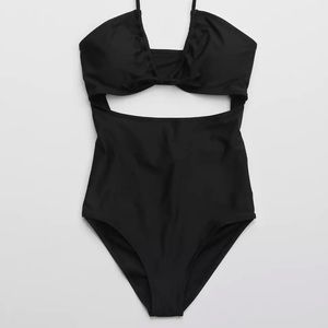 BRAND NEW AERIE CUT OUT ONE PIECE SWIM SUIT